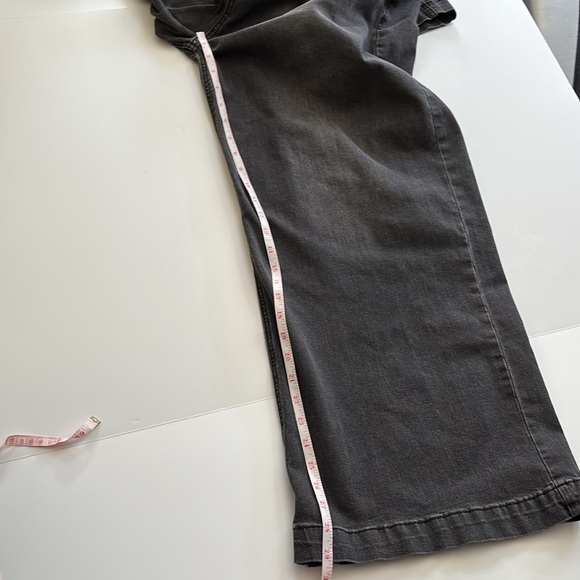 Women's Black High Rise Wide Leg Jeans - Picture 12 of 13